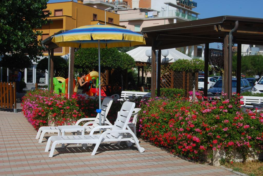 Hotel Perla Senigallia Eksteriør billede