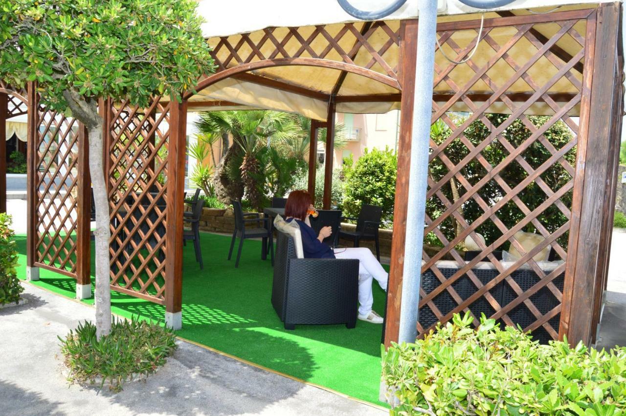 Hotel Perla Senigallia Eksteriør billede