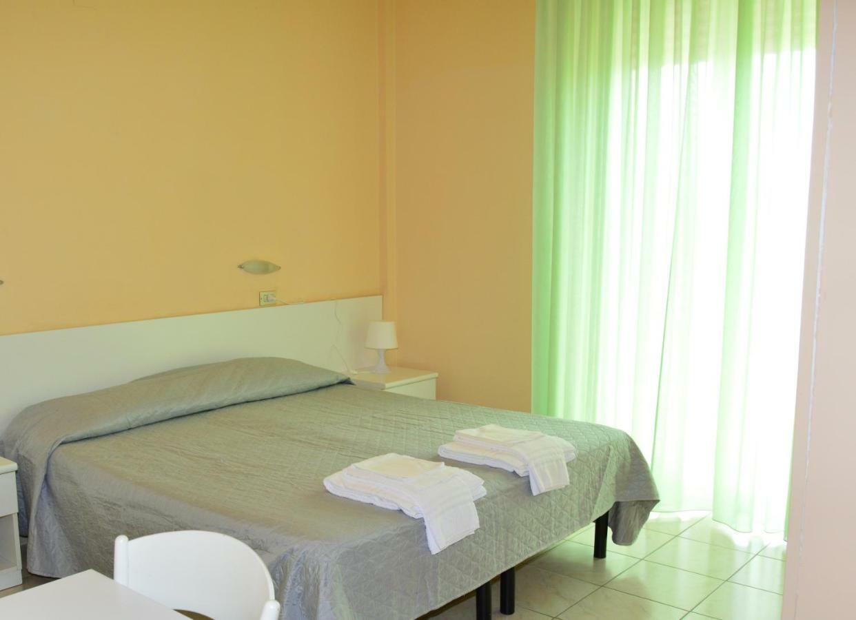 Hotel Perla Senigallia Eksteriør billede