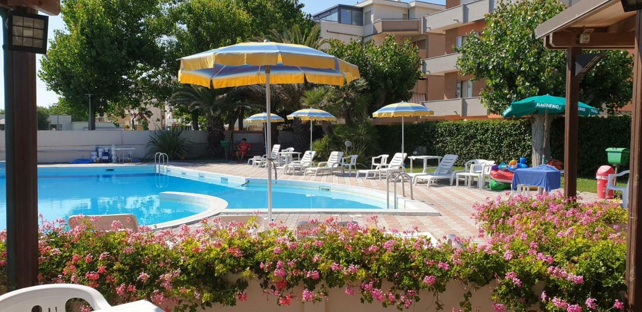 Hotel Perla Senigallia Eksteriør billede